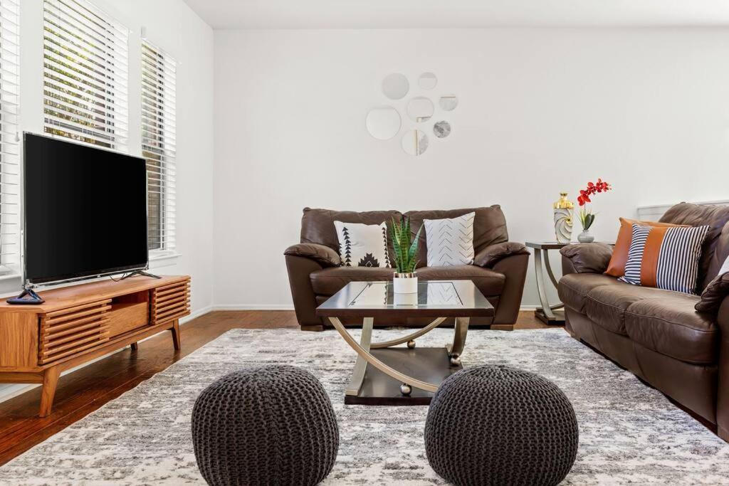 5 Bedrooms With Chefs Kitchen 2 Masters Room And Game Lounge サンアントニオ エクステリア 写真